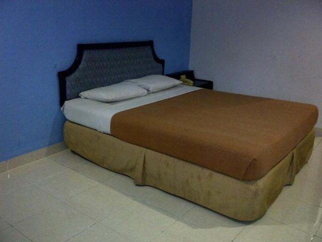 Amans Inn Ambon Habitación foto